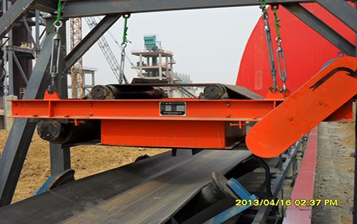 64bf1ccb5fe46.jpg 永磁自卸除铁器1.jpg